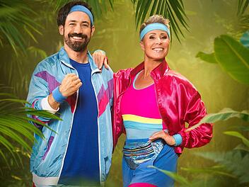 Jan K&ouml;ppen und Sonja Zietlow f&uuml;hren auch durch die 19. Ausgabe des Dschungelcamps.