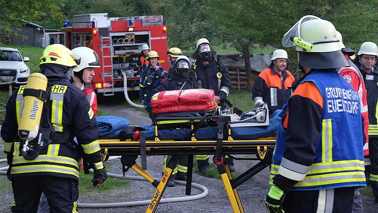Eindrücke von der Feuerwehrübung in Sulzthal. Foto: Gerd Schaar