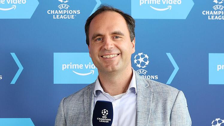 Für Prime Video ist er bereits als Kommentator für die Champions League tätig. Ab kommender Saison ist Jonas Friedrich auch für SAT.1 im Einsatz.