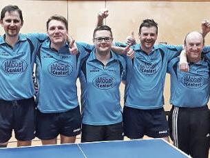 Die Herren des TSV Windheim II (von links): Matthias Fröba, Andreas Trebes, Milan Gruber, Michael Neubauer, Andreas Neubauer, Udo Greser und Jörg Fehn Foto: Trebes