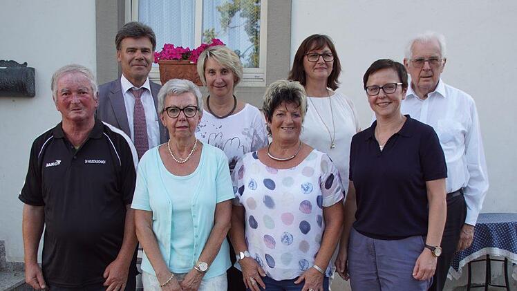 Übungsleiter, Kassierer, Schiedsrichter, Dirigenten - ohne Funktionäre geht es nicht in den Vereinen. Deshalb dankte Bürgermeister Thomas Sechser langjährigen Ehrenamtlichen beim Ehrenabend der Gemeinde Oberaurach ganz herzlich.Sabine Weinbeer