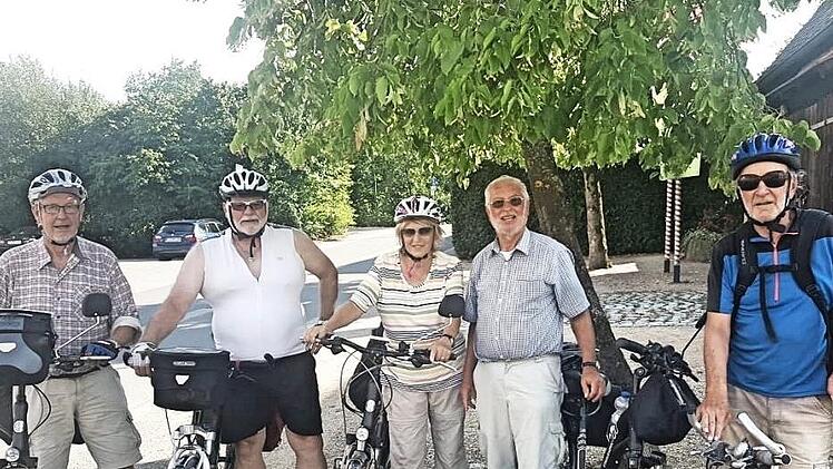 Die Senioren machen regelmäßig Ausflüge mit dem Fahrrad.  Foto: Carmen Schwind