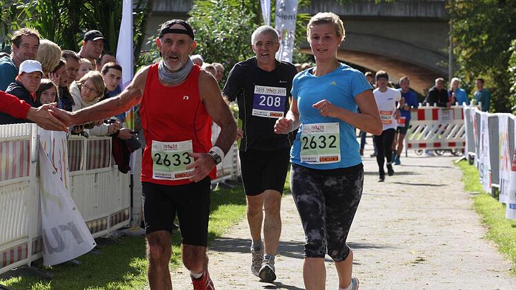 Günther Straub vom TSV Rannungen und Daniela Volkmuth vom TSV Münnerstadt beim Halbmarathon.