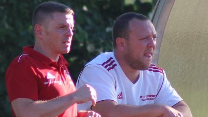 Lars M&uuml;ller (links) und David Reich (rechts) bleiben Trainer des FC Coburg. privat