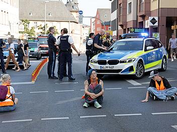 07.07.2023 - Aschaffenburg - Neue Generation blockiert erneut St 07.07.2023 - Aschaffenburg - Neue Generation blockiert erneut St