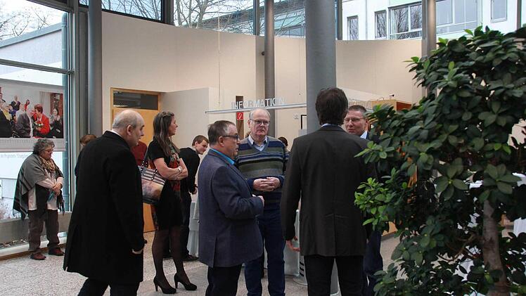 Die Deutsche Palliativstiftung stellt Fotografien ihres Jahreskalenders in der Capio Franz von Prümmer Klinik aus - und will damit ein Tabu aufbrechen. Foto: Carmen Schmitt