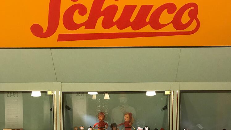 Schuco-Messestand