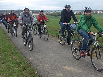 60 Teilnehmer waren beim Oerlenbacher Frühlingsradeln auf vier Touren am Start. Fotos: Stefan Geiger