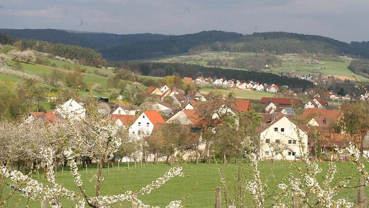 In der Gemeinde Igensdorf stehen umfangreiche Sanierungsarbeiten am Kanalnetz an.  Foto: fra-press