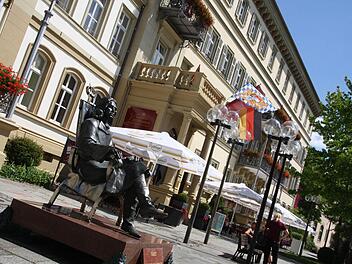 In Schieflage befand sich das Hotel "Kaiserhof Victoria" zu Laudenbachs Zeiten. Gehalt hat er vom Hotel keins bekommen, erklärten die Zeugen im Prozess am Donnerstag.  Foto: Ruppert