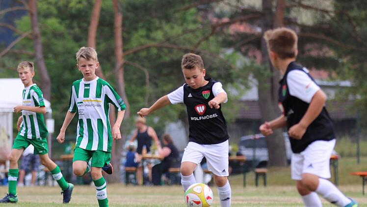 Schnappschüsse vom U11-Turnier beim SV Wildflecken. Foto: Fabio Mathea