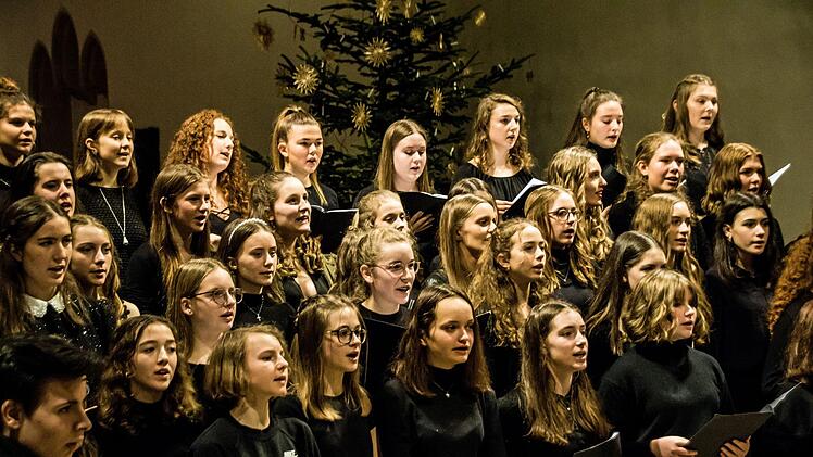 Impressionen vom weihnachtlichen Konzert des Gymnasiums Albertinum in der Coburger MorizkircheFoto: Jochen Berger