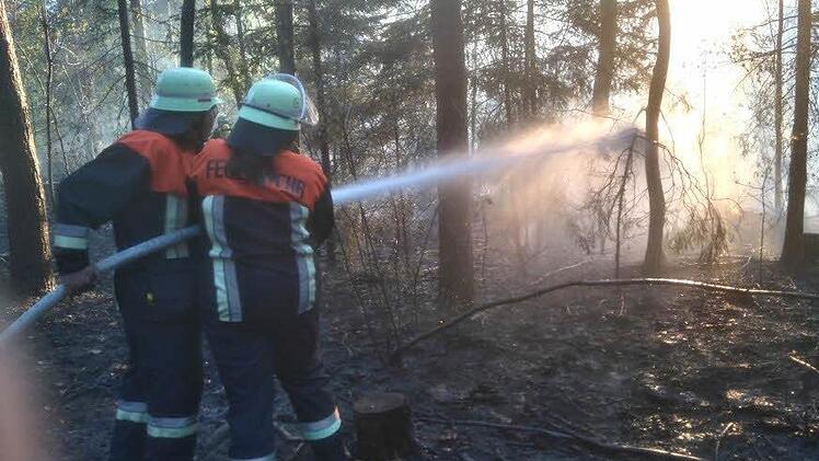 Die Flammen waren schnell gelöscht. Foto: Stefan Brunner
