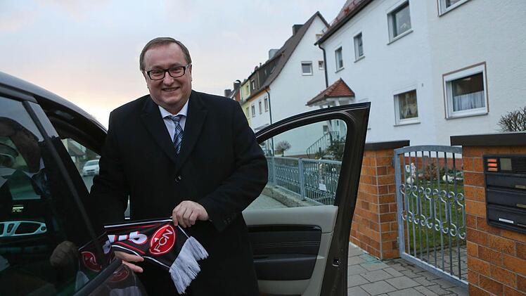 Der 52-Jährige ist ein echter "Vereinsmeier": Mitglied in 29 Vereinen. Und Fan von einem: dem einzig wahren FCN.