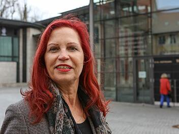 Das Votum  für eine zweite Amtszeit fiel eindeutig aus: Sibylle Broll-Pape bleibt Bamberger Theaterintendantin  bis 2025.  Barbara Herbst