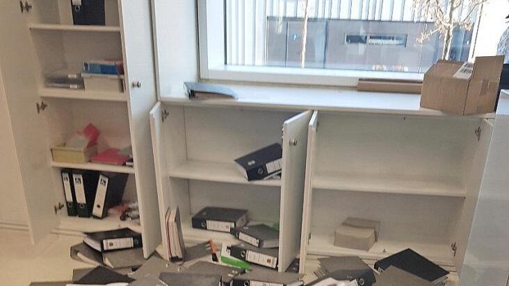 Das Foto zeigt das Chaos beim zweiten Einbruch im Strullendorfer Rathaus. Foto: Gemeinde Strullendorf