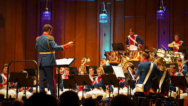 Bad Kissingen: Kulthits und Pop-Rock in der Wandelhalle - Jugendmusikkorps konzertiert am Donnerstag