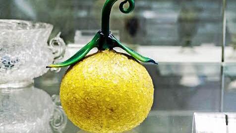 Orange aus Eisglas (Venedig, 18. Jahrhundert) Foto: Jochen Berger