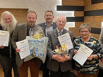 Ehrungen standen bei der CSU Waischenfeld an (v. l.): Bernhardt Sebald, Wolfgang Huppman, Fritz Klaus, Bürgermeister Thomas Thiem, Paul Lindner, Karin Landmann und Heiko Uhlig.