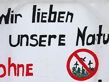 Die Kommune will Windkraftanlagen bei Welsberg im Bürgerwald, die Anwohner wollen sie nicht. Foto: Berthold Köhler