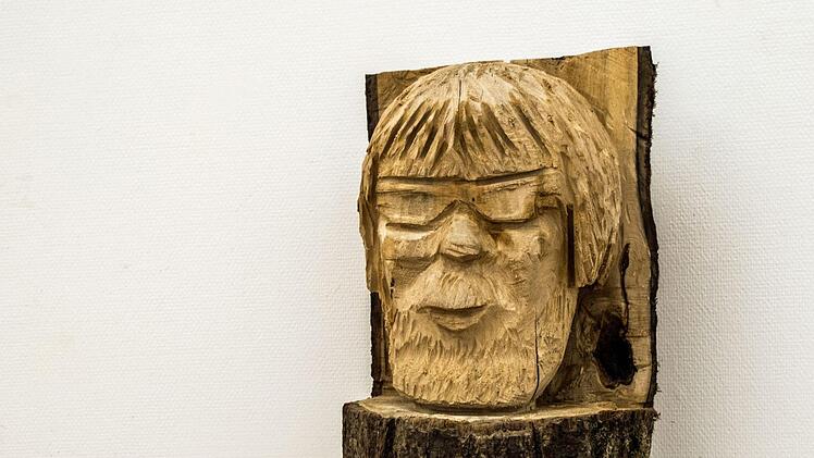 Dieses Selbstportrait von Horst Dwinger ist Teil der Ausstellung mit Teilnehmern und Dozenten der Coburger Sommerakademie im Pavillon des Kunstvereins.Jochen Berger