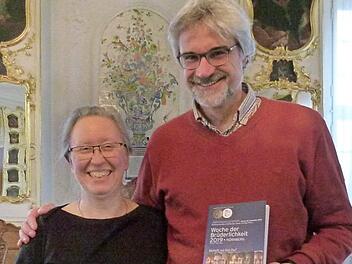 Pastoralreferent Hubertus Lieberth und Rabbinerin Antje Yael Deusel im Rokokosaal im Alten Rathaus, wo die Woche der Brüderlichkeit eröffnet wird  Foto: Marion Krüger-Hundrup