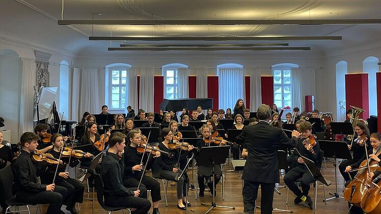 Bamberg: "Unvollendete", Star-Wars-Melodien und mehr - Großes Orchesterkonzert mit neun Jahre altem Solisten findet statt