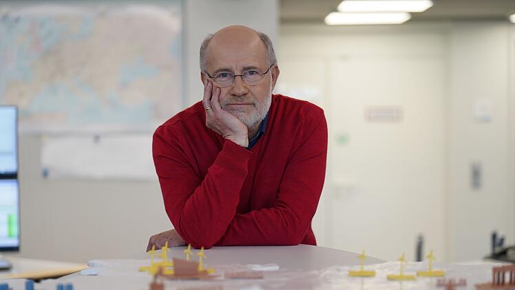 K&ouml;nnen alternative Energien k&uuml;nftig unseren Strombedarf decken? Und wie verhindert man die Gefahr eines Blackouts? Professor Harald Lesch geht dem Problem auf den Grund.