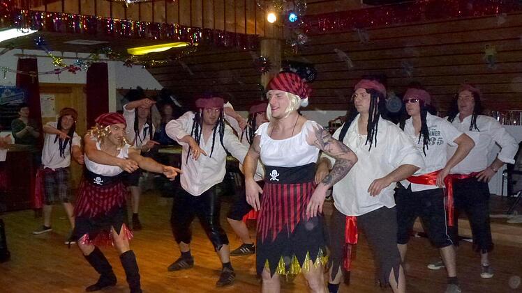 Die Aascher Piraten waren nicht nur schön anzusehen.  Foto: p