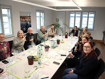 Kitzingen: Stadt kürt ihren Gästeführerwein 2024 - mit Blindverkostung