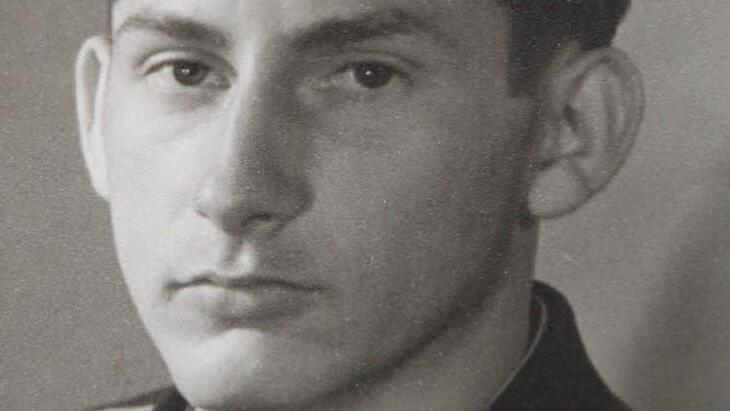 Lothar Möller im Jahr 1942, bevor er an die Ostfront abkommandiert wurde.