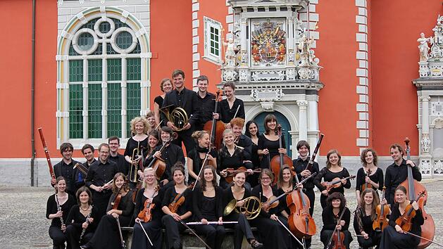 Das Orchester M18 gastiert erstmals beim Festival "Klanggrenzen " in Coburg. Das Benefizkonzert unter dem Motto "Musik und Bewegung" findet am 25. Juni in den Alten Pakethallen statt.PR