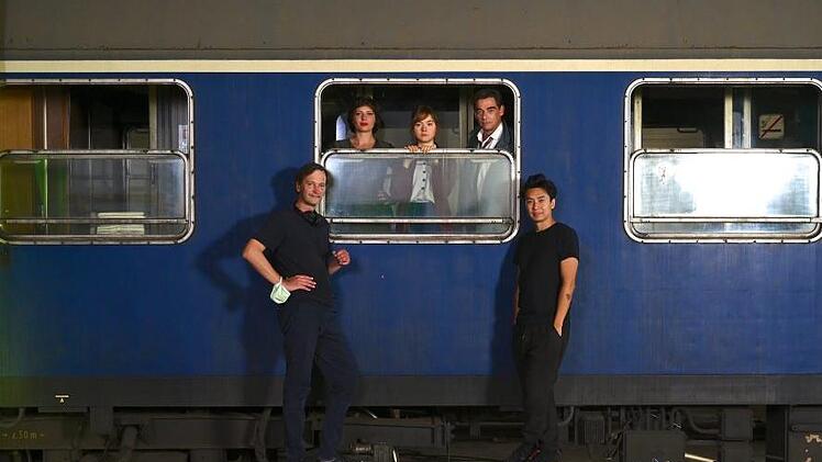 Teil des Ensembles (von links): Ed Herzog (Regisseur), die Darsteller Jördis Triebel, Hannah Schiller und Martin Feifel sowie Ngo The Chau (Bildgestaltung). Foto: privat