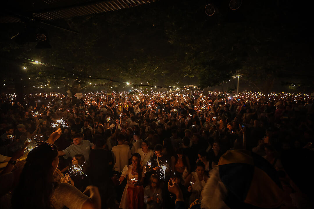 Impressionen vom größten Weinfest in Franken!