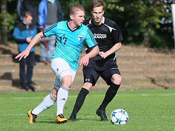 Sven Wieczorek hat in Unterpleichfeld absolute Joker-Qualitäten bewiesen: In der 78. Minute eingewechselt, erzielte er noch zwei Tore zum 5:0-Sieg der SpVgg Jahn Forchheim.  Foto: Sebastian Baumann