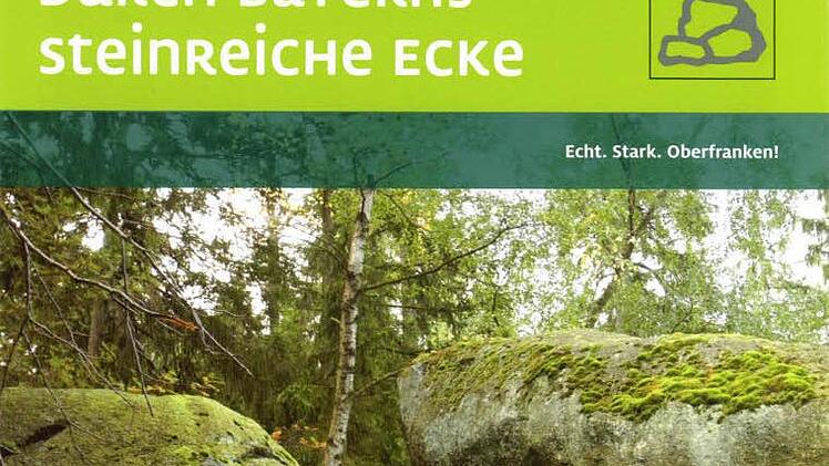 Mit der Broschüre "Durch Bayerns steinreiche Ecke" ist Wirsbergs Bürgermeister Hermann Anselstetter alles andere als zufrieden.  Repro: BR