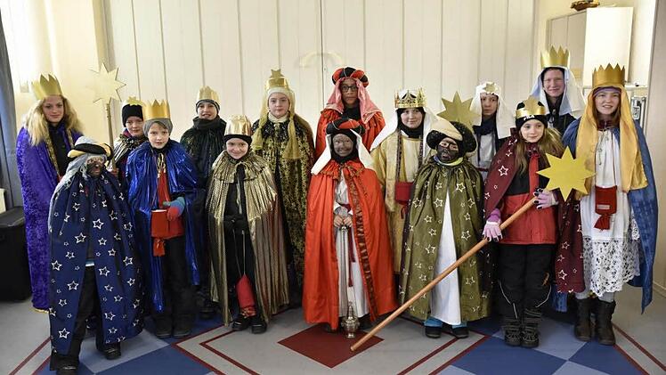 Die Königsberger Sternsinger zogen durch Königsberg, Unfinden, Hellingen und Römershofen. Foto: Gerold Snater