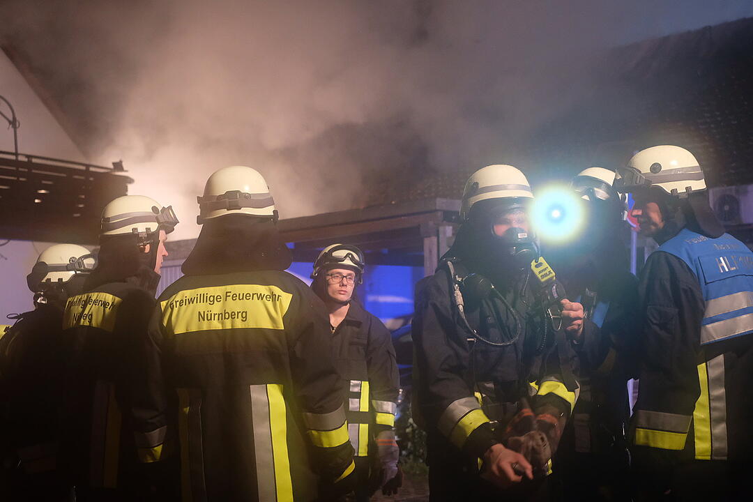 Nürnberger Gaststätte geht in Flammen auf: Anwohner evakuiert