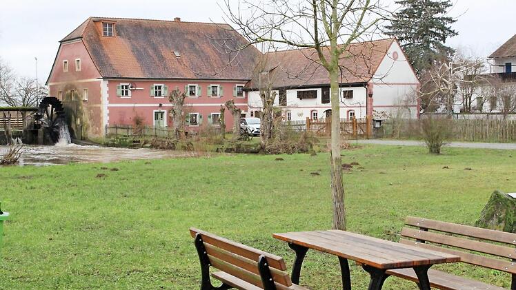 Der Bereich bei der Mühle könnte zu einem ruhigen Mehrgenerationenbereich werden.  Foto: Evi Seeger