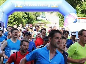 Der Team-Marathon zog die vergangenen elf Jahre Hunderte Athleten nach Coburg.  Foto: Jürgen Lesch/Archiv