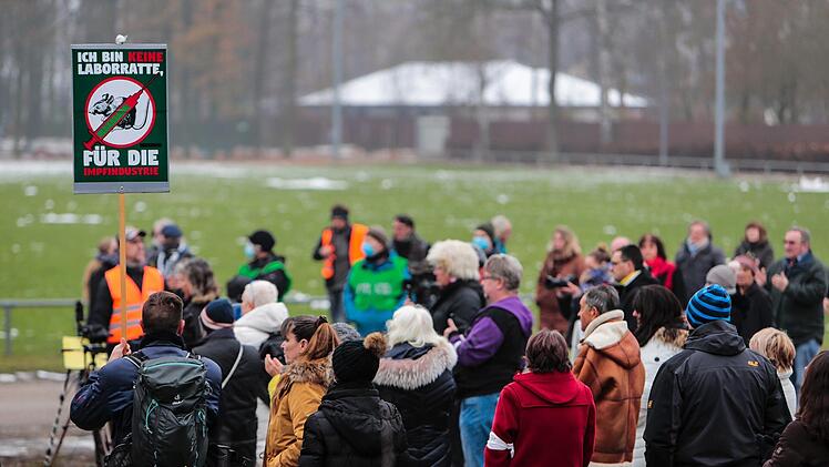 Demo der "Stay Awake"-Gruppe in Bamberg Foto: Matthias Hoch