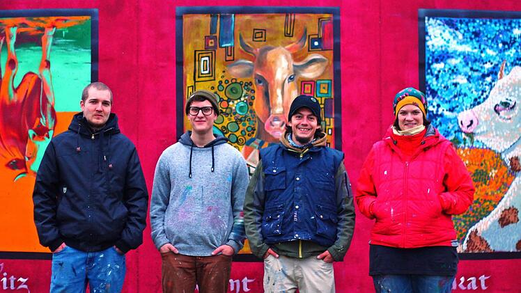 Bunte Kunst von Alexander Zellmer, Matthias Weißenböck, FlorianTschech und Lena Hofmann.  Foto: Landesvereinigung der Bayerischen Milchwirtschaft