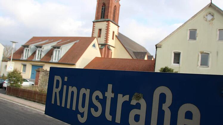 Der Bereich zwischen Ringstraße und Kirche soll schöner werden.  Foto: Benedikt Borst