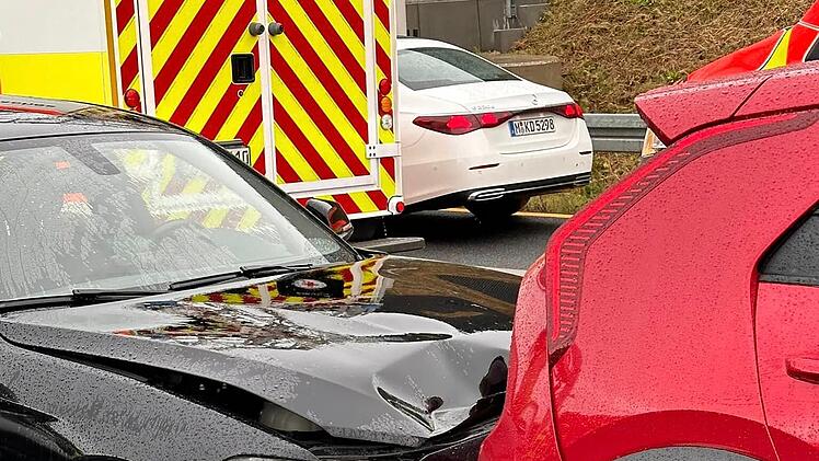 Autofahrer-Irrsinn nach Massencrash auf A3: "Warum riskiere ich das Leben anderer?"