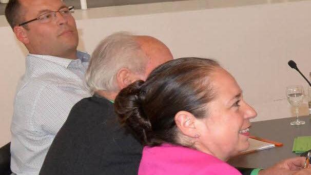 Eine Aufnahme mit Seltenheitswert: Das Foto zeigt die nicht mehr existierende BUB-Fraktion bei der konstituierenden Sitzung.  Foto: Ronald Rinklef