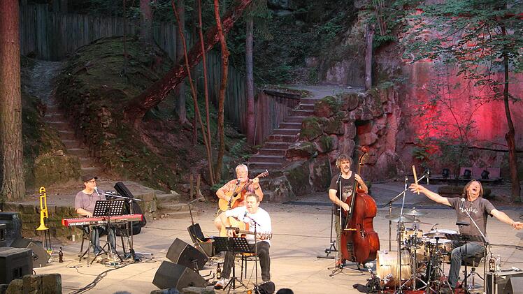 Die Band "Waldschrat" begeisterte mit ihrem Auftritt auf der Naturbühne Trebgast. Foto: Sonny Adam
