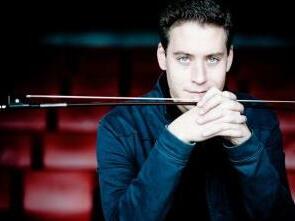 Ein Wiederhören mit dem Geiger Kristof Barati gibt es am Montag im Coburger Kongresshaus. Das Konzert beginnt um 19.30 Uhr.Foto: Marco Borggreve