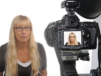 Passbilder werden derzeit noch per Papierabzug von den Fotostudios zu den Passämtern der Gemeinden übertragen. Foto: ProMedia