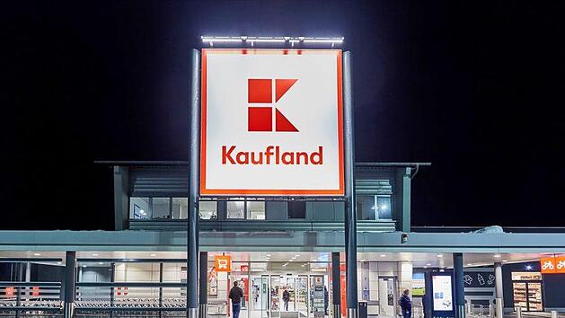 Die Supermarkt-Kette Kaufland hat auf ihrer Facebook-Seite ein Bild zu m Mais seiner Eigenmarke ver&ouml;ffentlicht - und dabei den Schlagerstar Michael Wendler und seine Laura ordentlich durch den Kakao gezogen. Foto: Kaufland