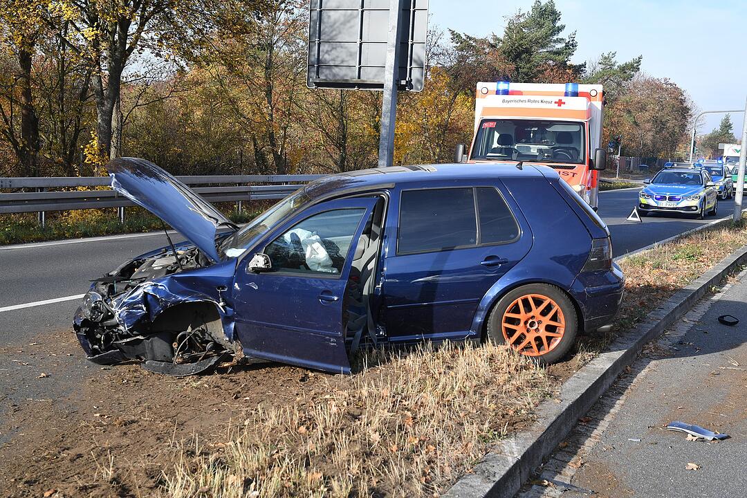 Unfall in Bamberg: Zwei Verletzte am Berliner Ring
